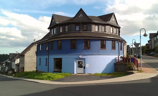 Wiegand GmbH Lauscha blaues Haus 03
