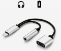 Adapter Apple Lightning Splitter 2in1 auf AUX Klinke 3,5mm